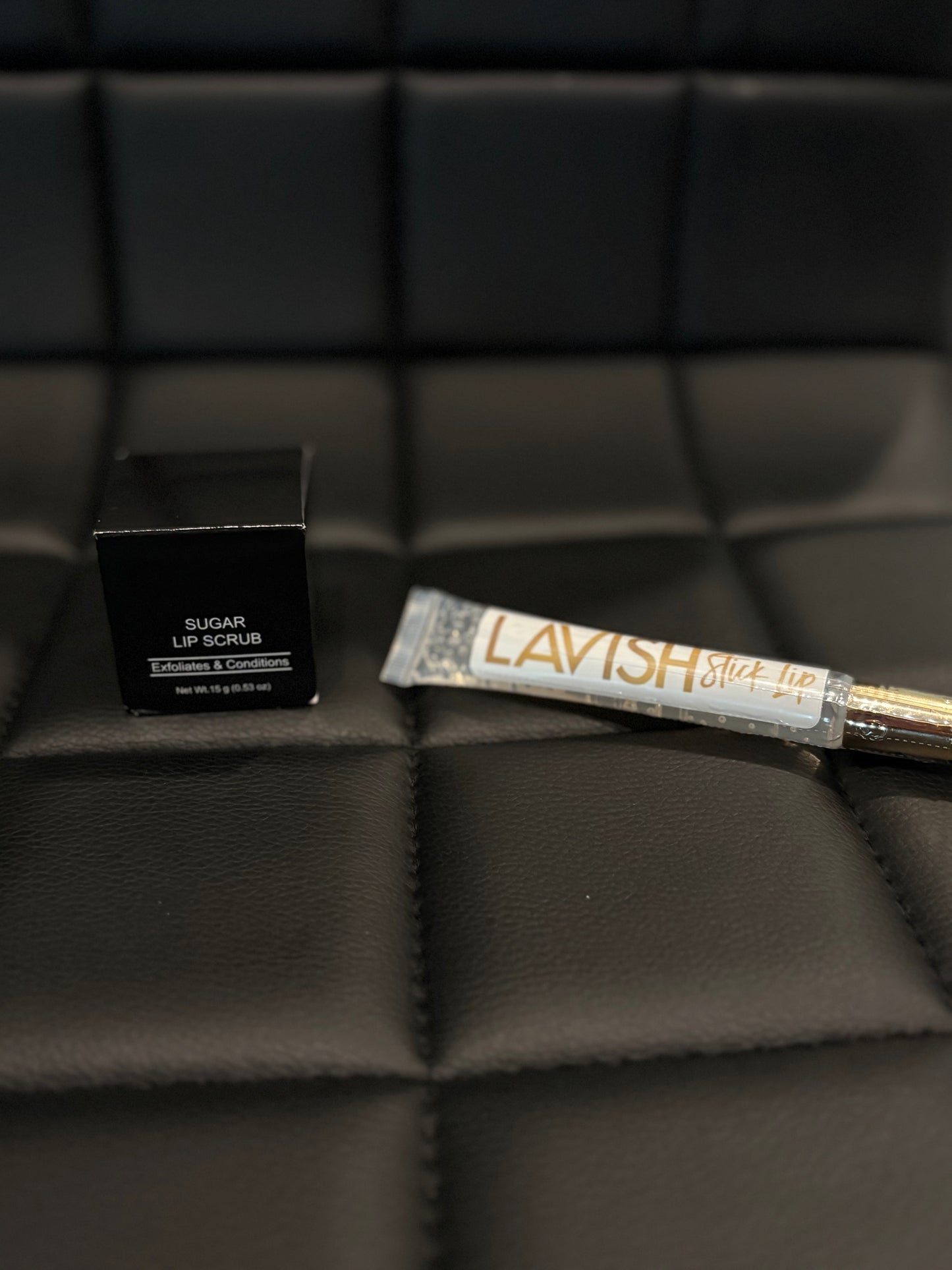 Lip Gloss & Lip Scrub combo